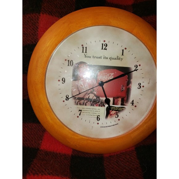 Vintage Coca Cola Wooden Wall Clock.  "You trust it's quality" Limited edition - Picture 3 of 4